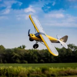 HobbyZone 32000LE Carbon Cub S2 1.3m RTF Electric Airplane Chandra Patey Limited Edition 10 HobbyZone 32000LE Carbon Cub S2 1.3m RTF Electric Airplane Chandra Patey Limited Edition -Spetrum Racing Model Shop hobbyzone 32000le carbon cub s2 1 3m rtf electric airplane chandra patey limited edition 2
