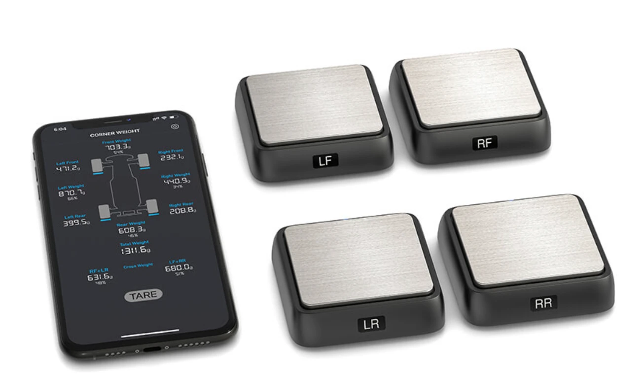 SkyRC 500036-01 Corner Weight Scale System With 4 Scales And Bluetooth 3 SkyRC 500036-01 Corner Weight Scale System With 4 Scales And Bluetooth