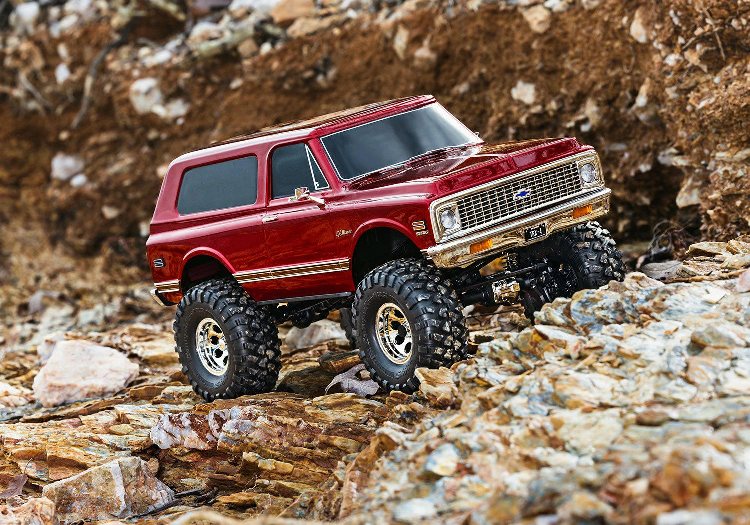 Traxxas 92086-4 TRX-4 Red RTR High Trail 1972 Chevy Blazer Trail Crawler 13 Traxxas 92086-4 TRX-4 Red RTR High Trail 1972 Chevy Blazer Trail Crawler - Image 11